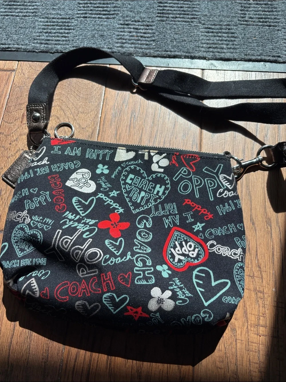 Coach Poppy Vintage Purse-Great Condition 🌹
